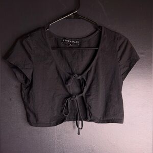 Blush mark black tie shirt